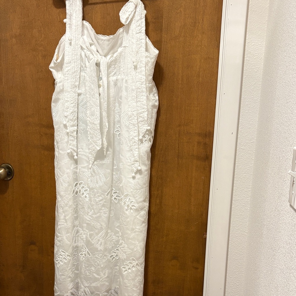 60. Farm Rio Elegant White Lace Dress - Picture 2 of 3